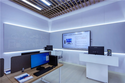 從粉筆到終端 數(shù)字化如何賦能教學方式變革